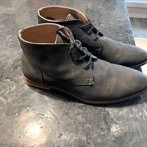 Madden black Chukka boots.
